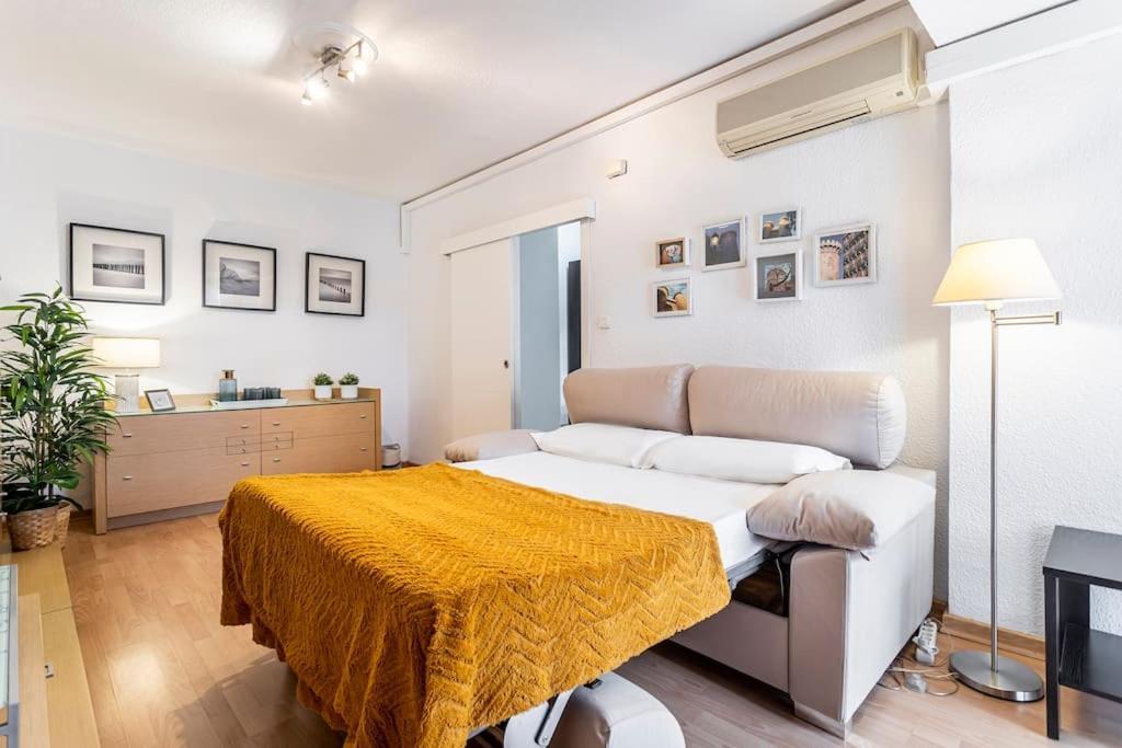 Precioso Piso Moderno: Terraza, A/C, Netflix, Wifi Lejlighed Valencia Eksteriør billede