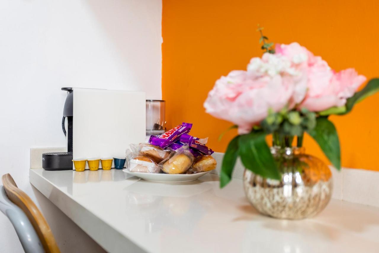 Precioso Piso Moderno: Terraza, A/C, Netflix, Wifi Lejlighed Valencia Eksteriør billede